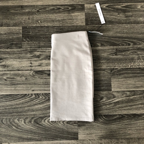 SOLD * NEW! TALULA Primrose Skirt - Picture 4 of 6